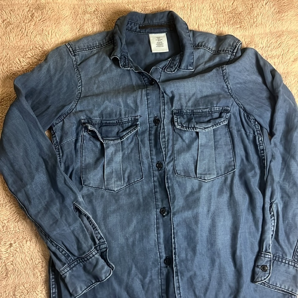 100% Lyocell Long button down denim style top - Picture 2 of 10